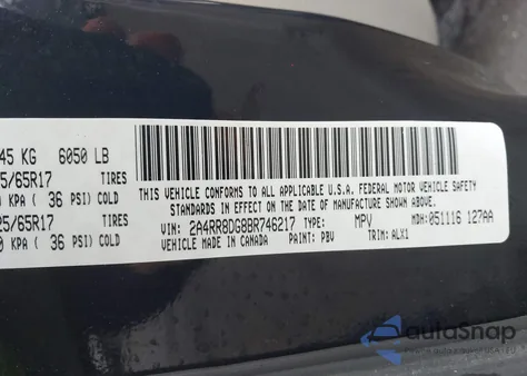 2011 Chrysler Town & Country Touring-L z USA, uszkodzony, nr VIN 2A4RR8DG8BR746217